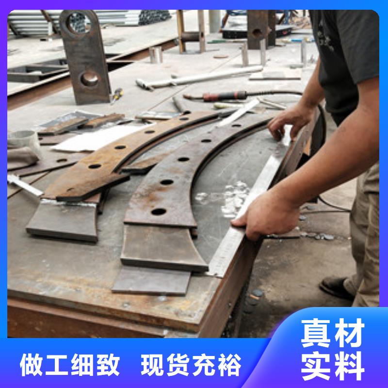 桥梁护栏_旋转护栏满足多种行业需求