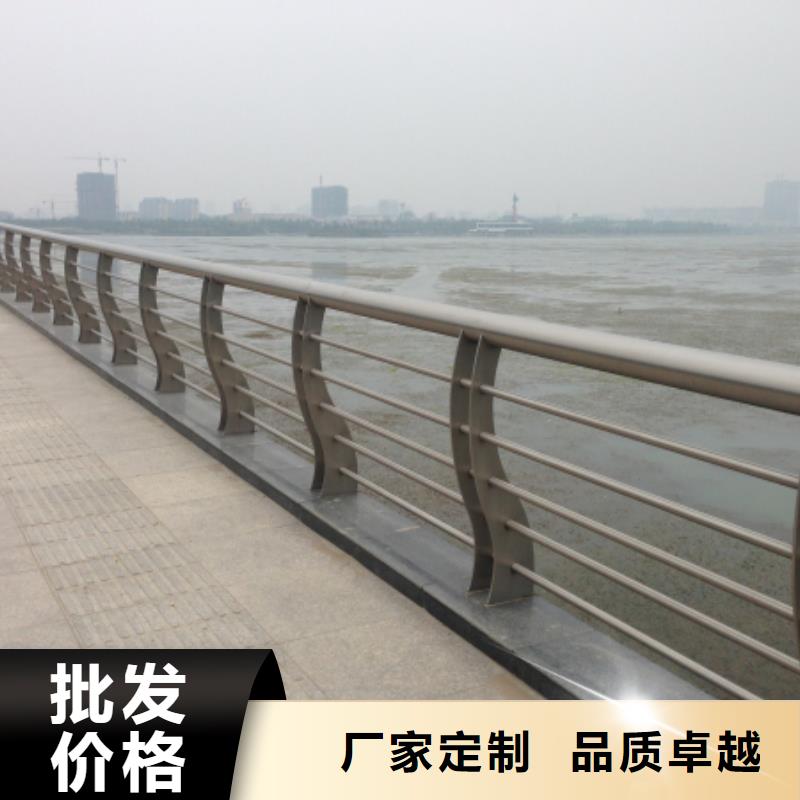 不锈钢复合管热镀锌立柱出厂严格质检