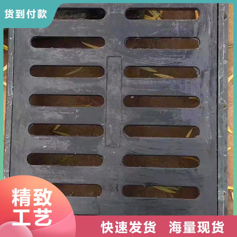 球墨铸铁井盖离心球墨铸铁管大量现货