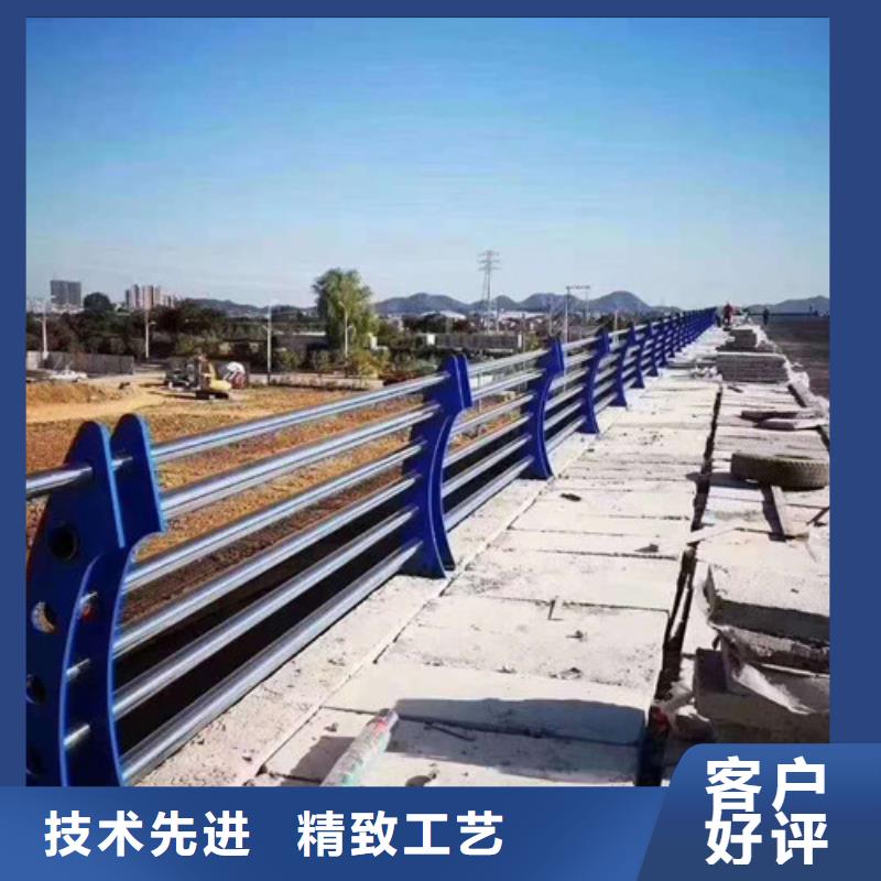 不锈钢复合管中央分隔栏自有厂家