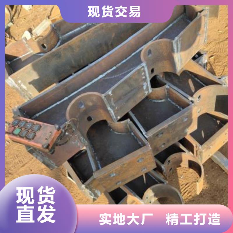 不锈钢复合管护栏-道路隔离栏自有厂家