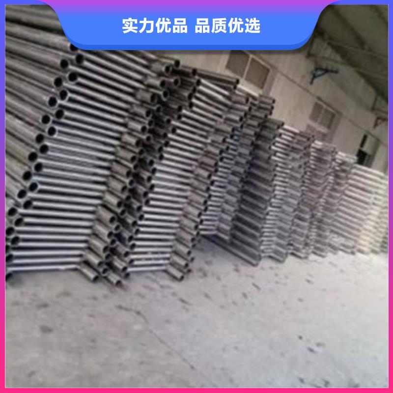 不锈钢防护栏,灯光防撞护栏一对一为您服务