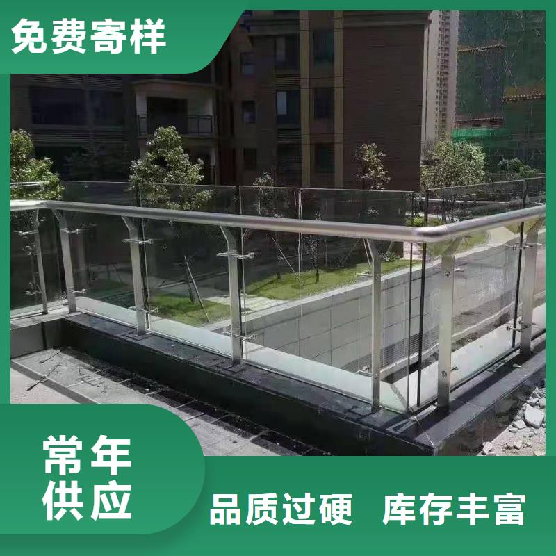 道路桥梁防撞护栏铸造石护栏厂家型号齐全
