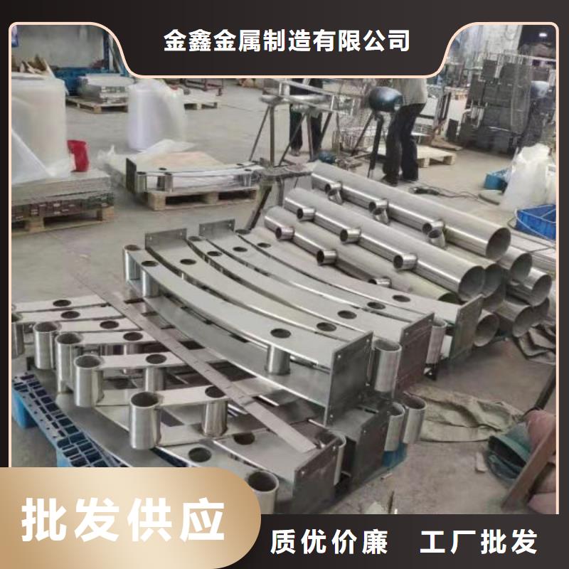 灯光景观护栏厂家-国道抗冲击围栏一手价格