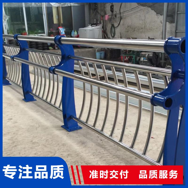 有现货的不锈钢钢丝绳护栏图片实体厂家