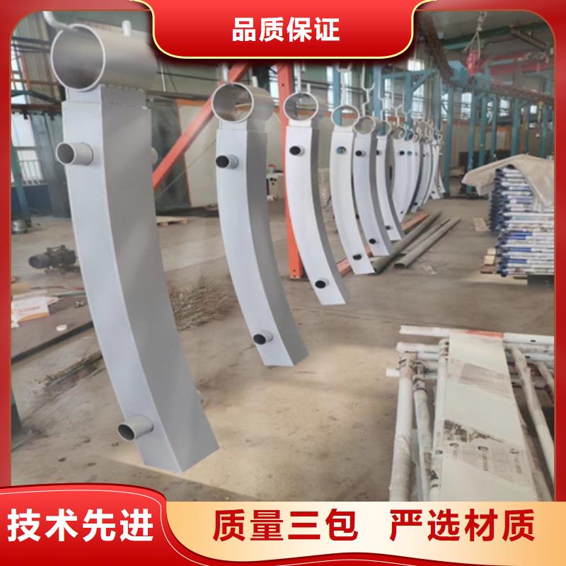 桥上的防撞护栏款式齐全