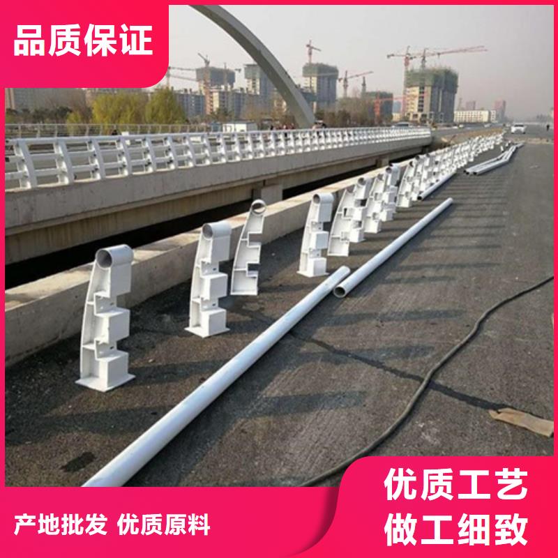 304不锈钢 复合管护栏立柱栏杆厂家口碑好
