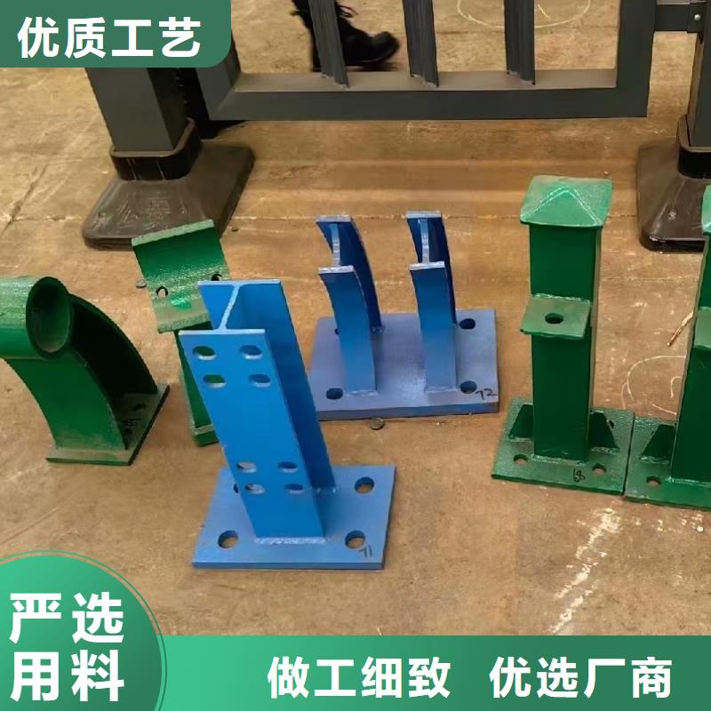 河道护栏不锈钢木纹转印栏杆厂家好货有保障