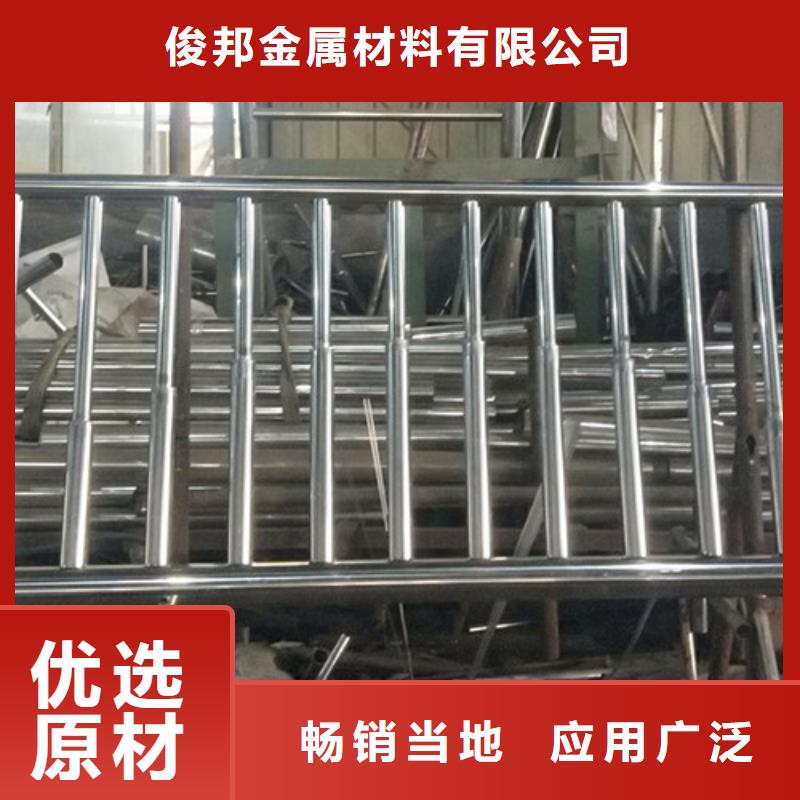防撞护栏,热镀锌立柱符合行业标准