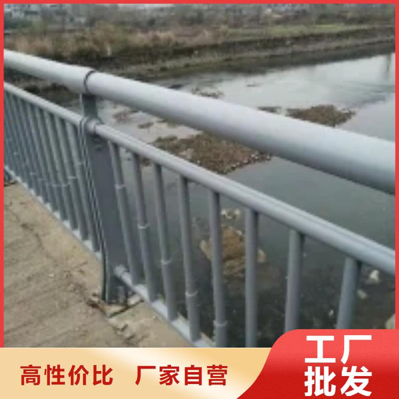 防撞护栏_【镀锌喷塑防撞栏】质检严格放心品质由正久为您