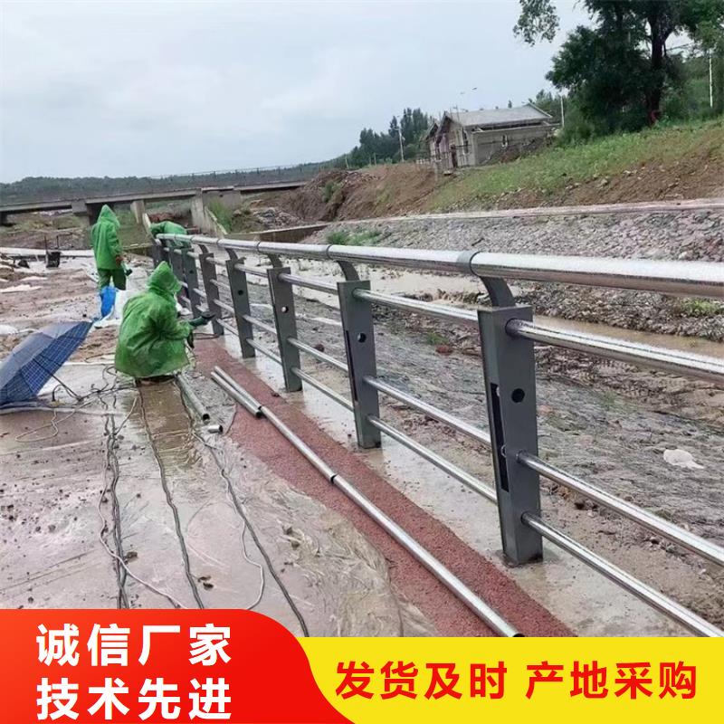 桥梁护栏_灯光防撞栏杆客户好评