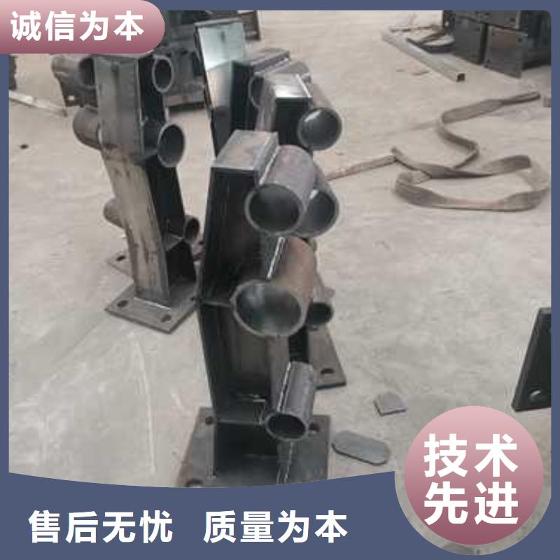 不锈钢复合管防撞护栏市政道路防护栏欢迎来厂考察