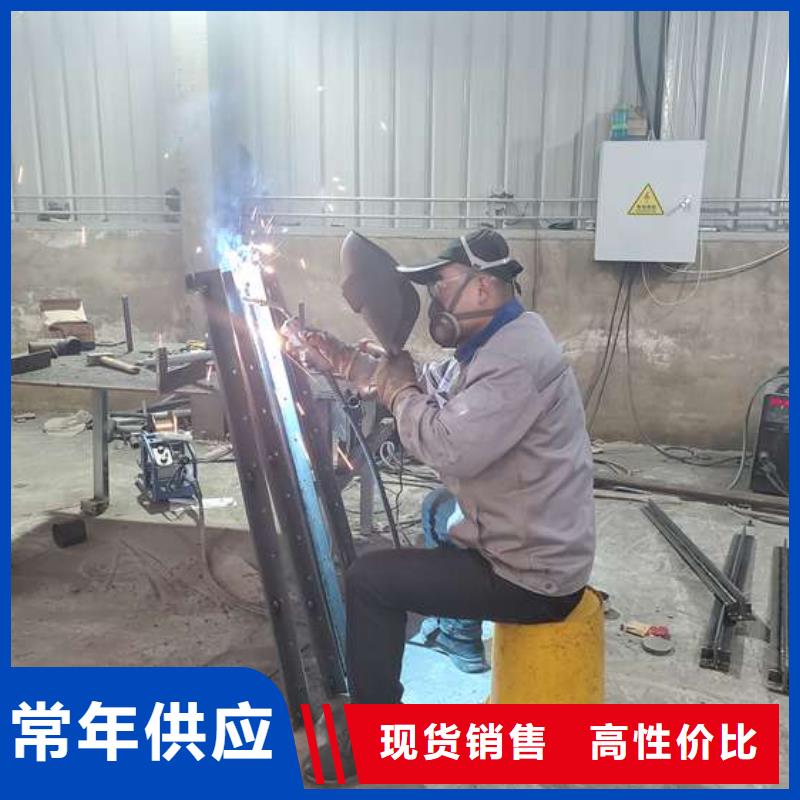 防撞护栏桥梁护栏现货满足大量采购