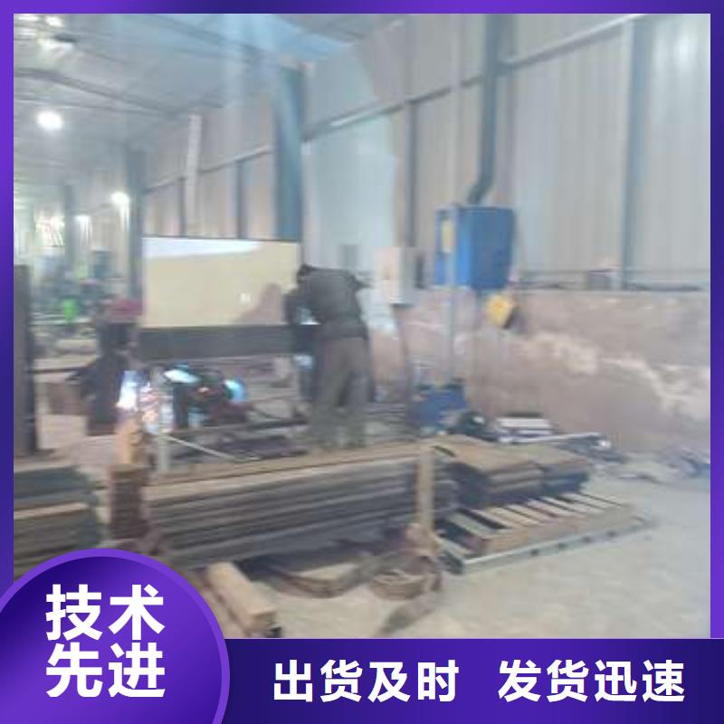 防撞护栏,【人行道栏杆】原料层层筛选