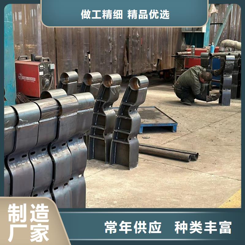 【桥梁护栏厂家_国道抗冲击围栏海量现货直销】