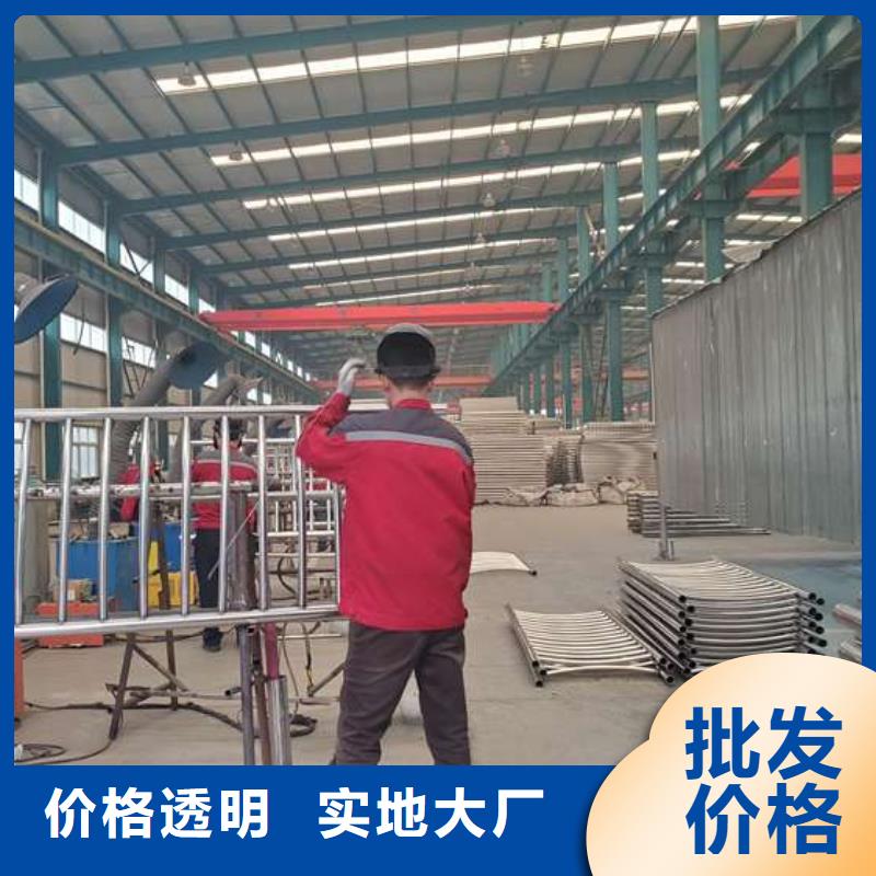 护栏国道抗冲击围栏大品牌值得信赖