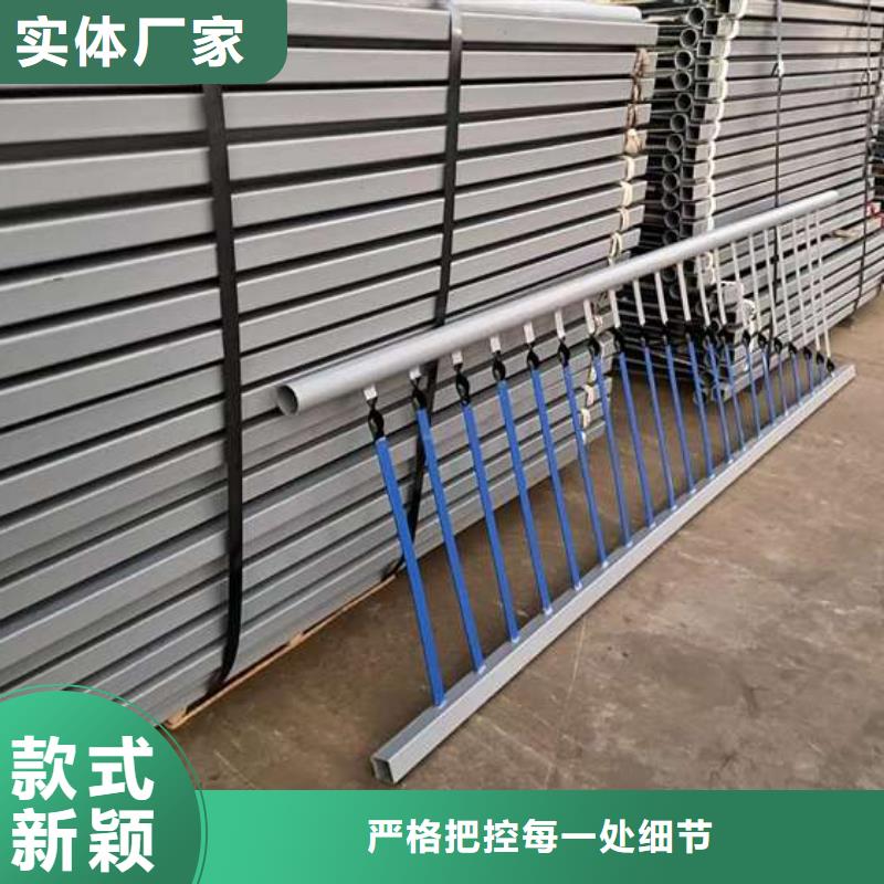 专业生产制造LED灯光护栏的厂家