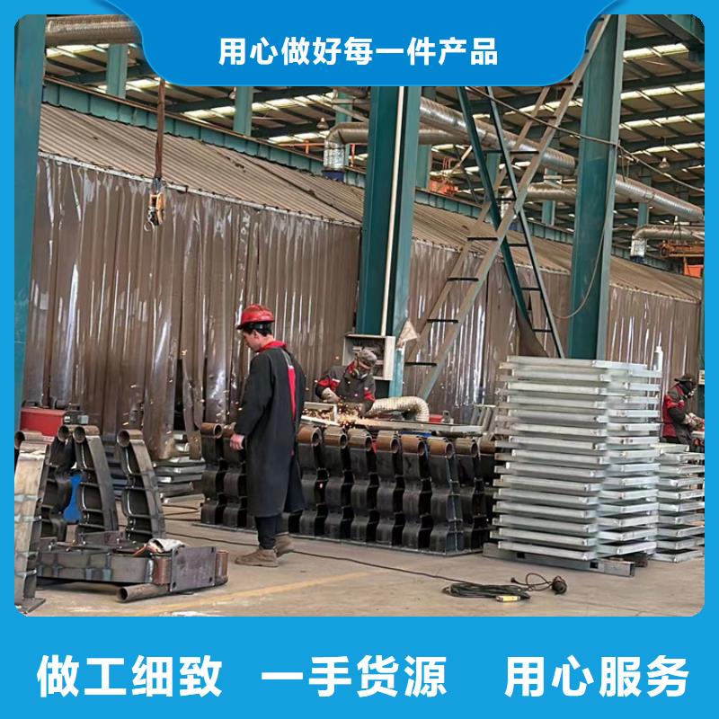  护栏敢与同行比服务