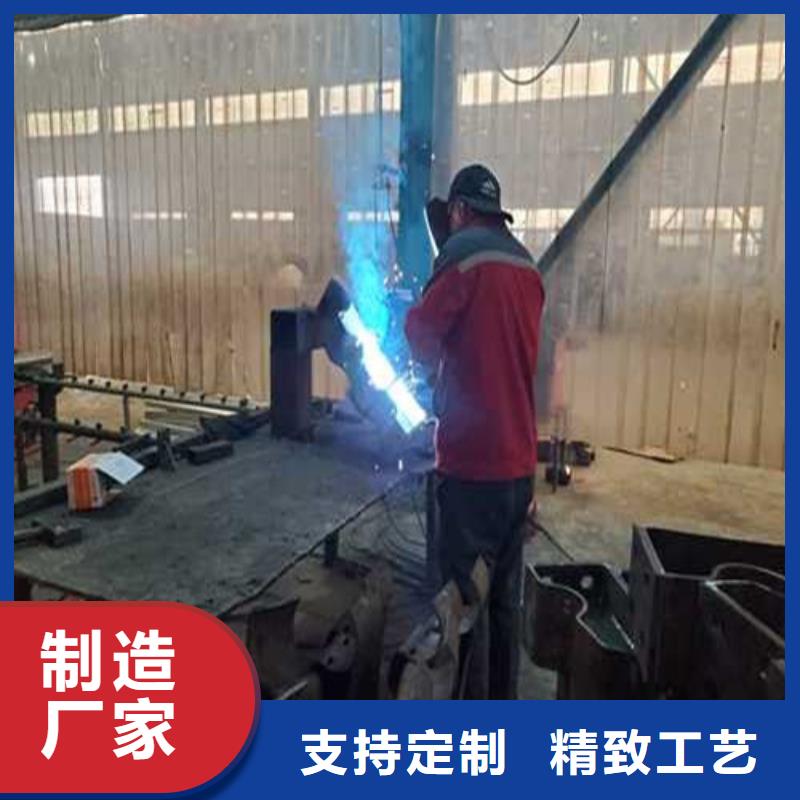 护栏1桥梁钢护栏厂源头厂家供应