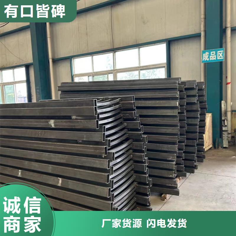 不锈钢复合管栏杆上门施工