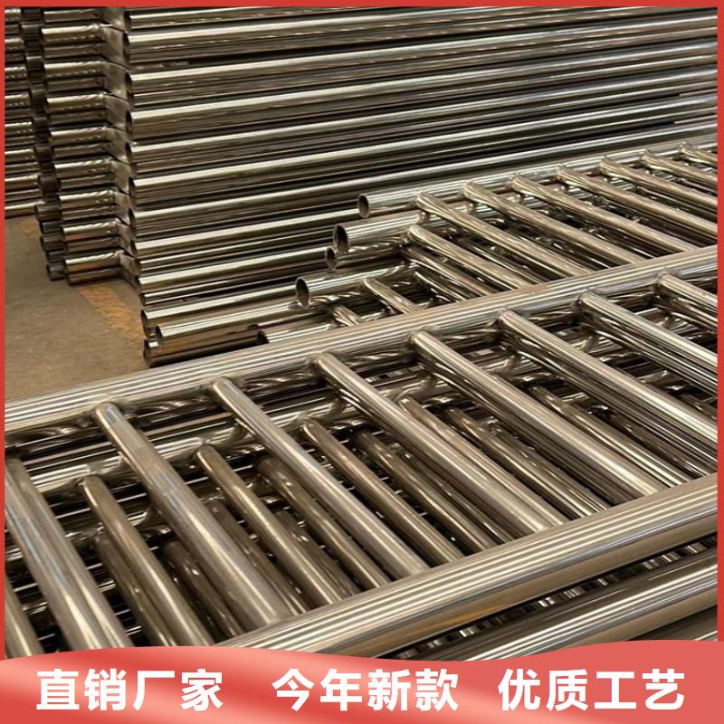  防撞护栏厂家十分靠谱