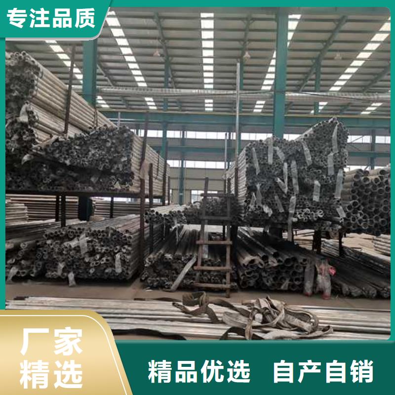 灯光护栏库存量大