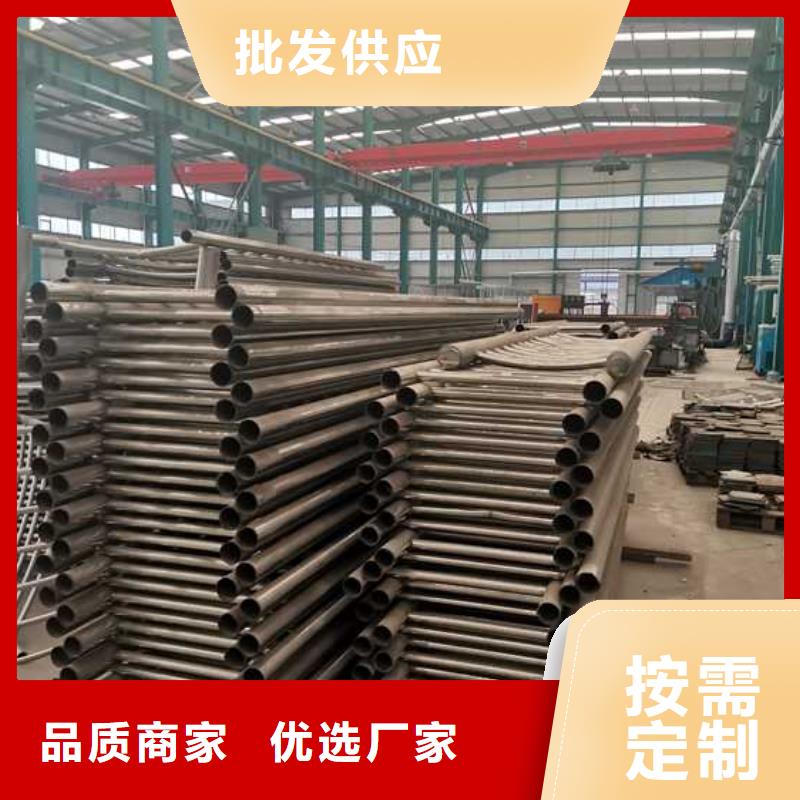 灯光防撞护栏品种多样