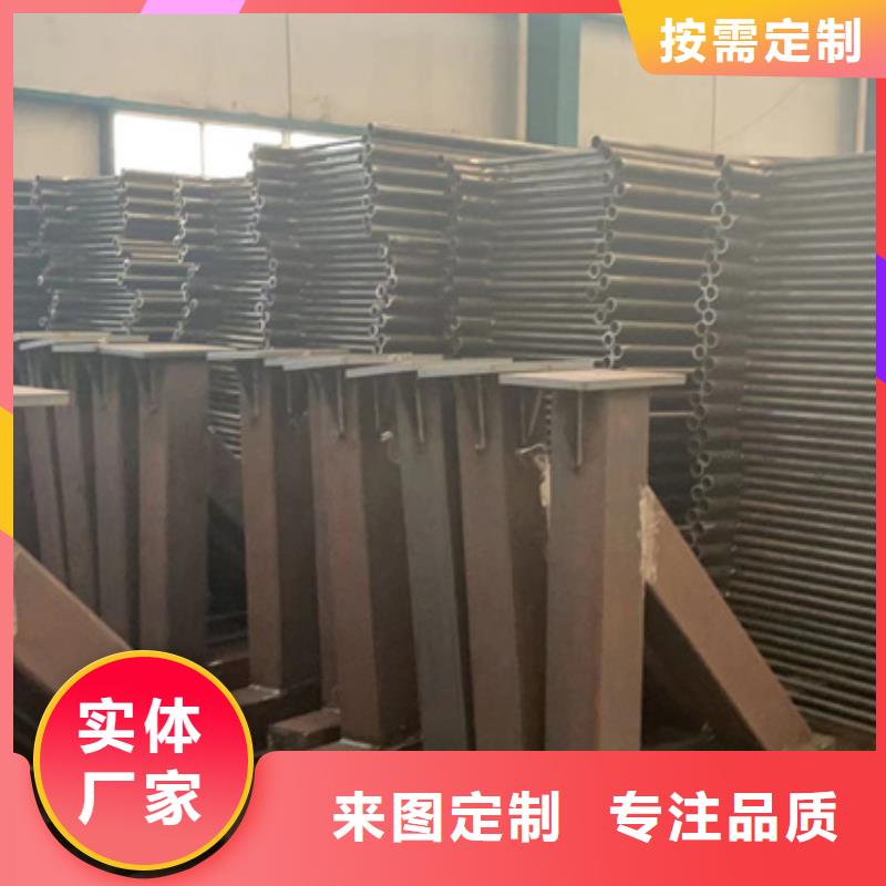 高铁不锈钢护栏来厂实地考察