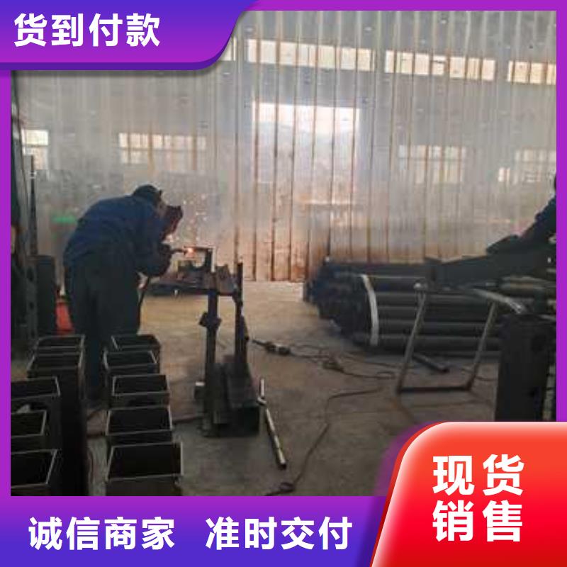钢丝绳护栏防撞护栏立柱细节展示