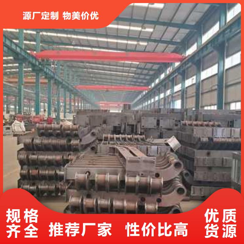 【不锈钢碳素钢复合管护栏 钢丝绳护栏厂质量优价格低】