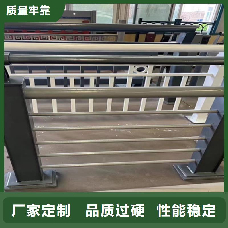 桥梁防撞护栏国道抗冲击围栏库存量大