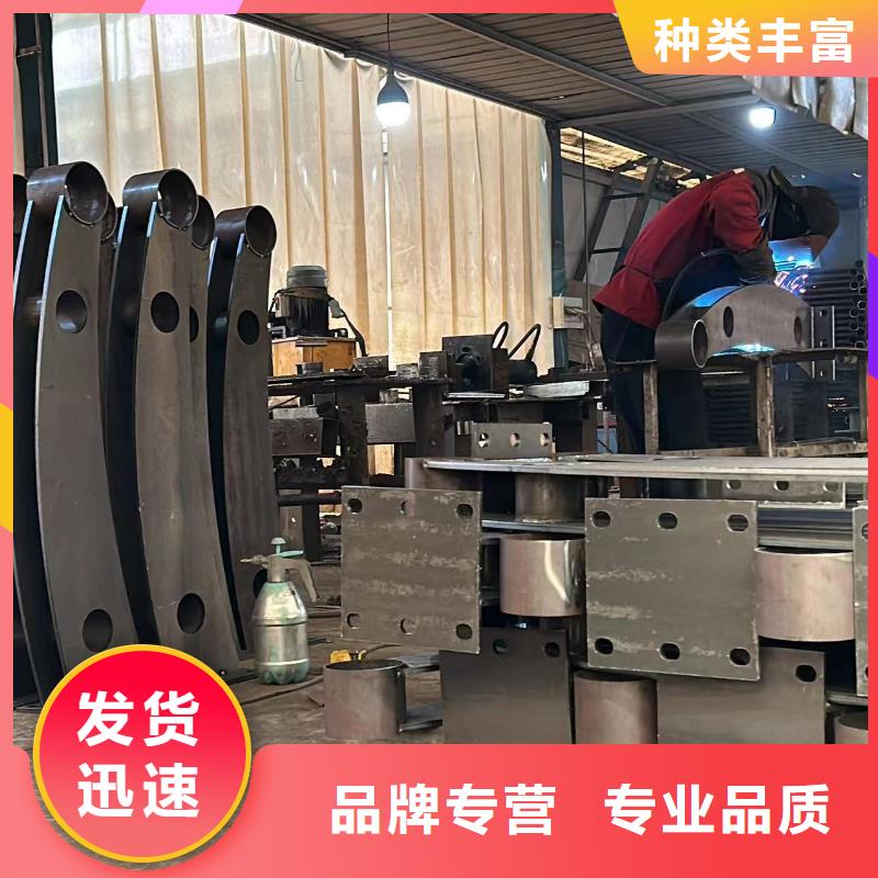 桥梁防撞护栏,镀锌波形护栏免费回电
