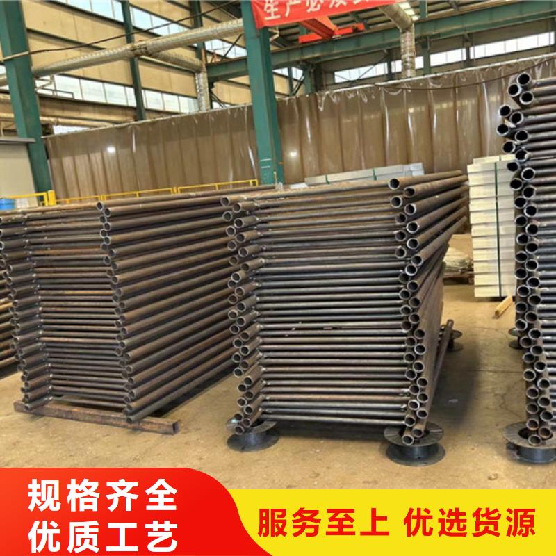 桥梁防撞护栏,防撞护栏厂工程施工案例