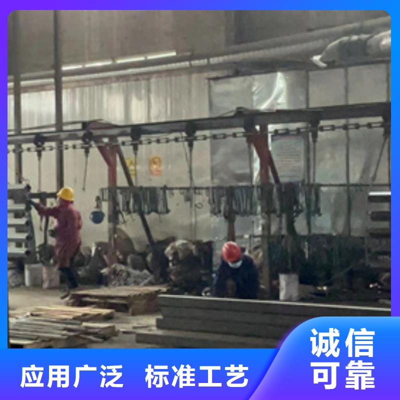 桥梁人行道防撞护栏款式多样