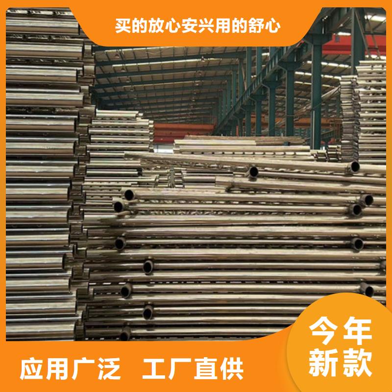 道路护栏实拍展现