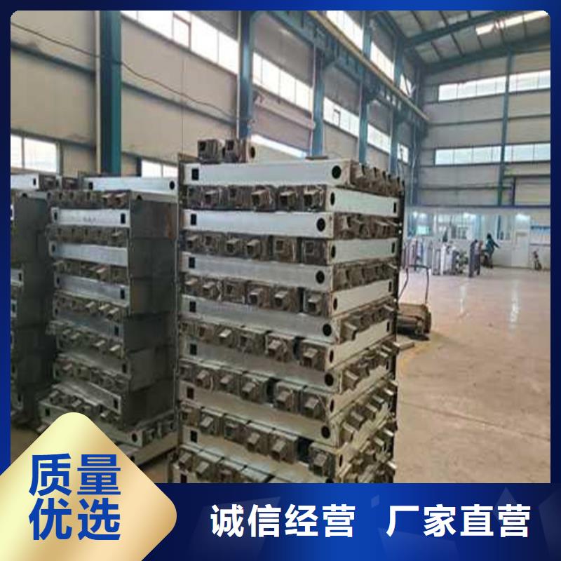 道路护栏您身边的厂家