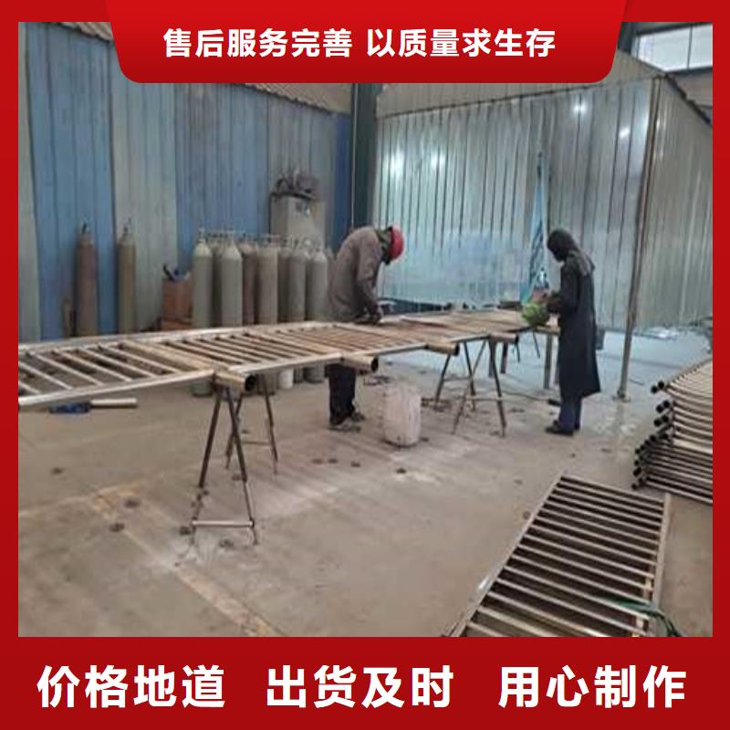 道路护栏_灯光护栏厂多年经验值得信赖