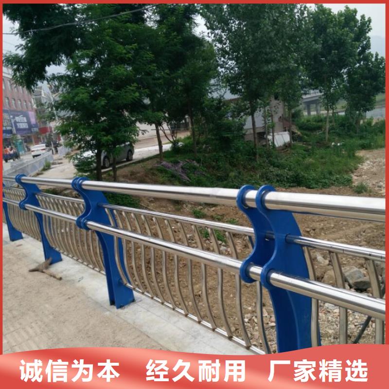 人行道栏杆_钢背木护栏优选厂家