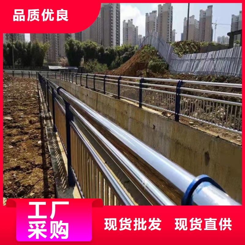【道路护栏】-国道抗冲击围栏实时报价