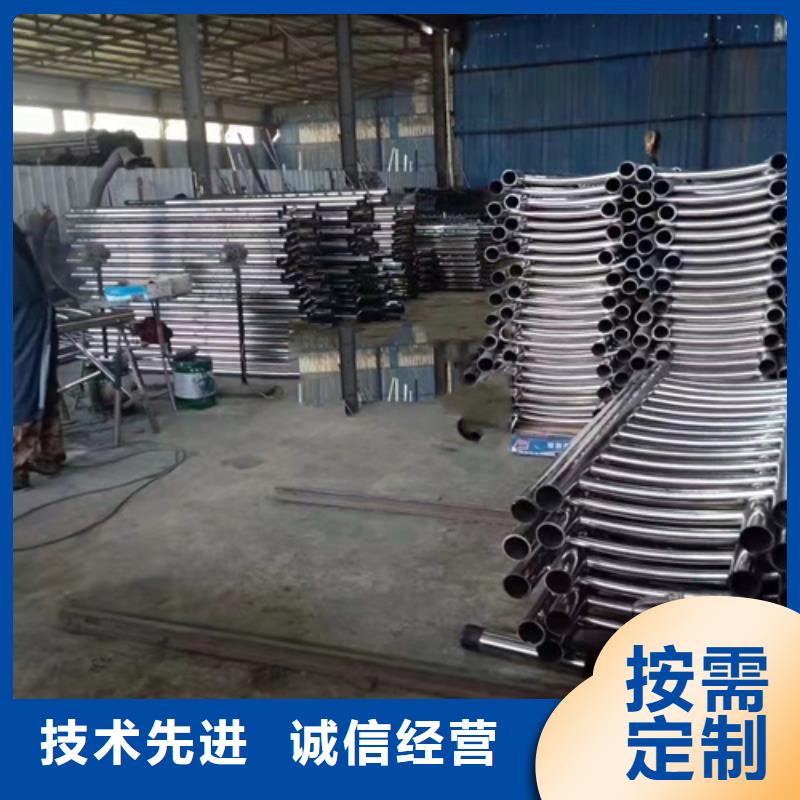 不锈钢复合管铸铁隔离栏杆立柱市场报价