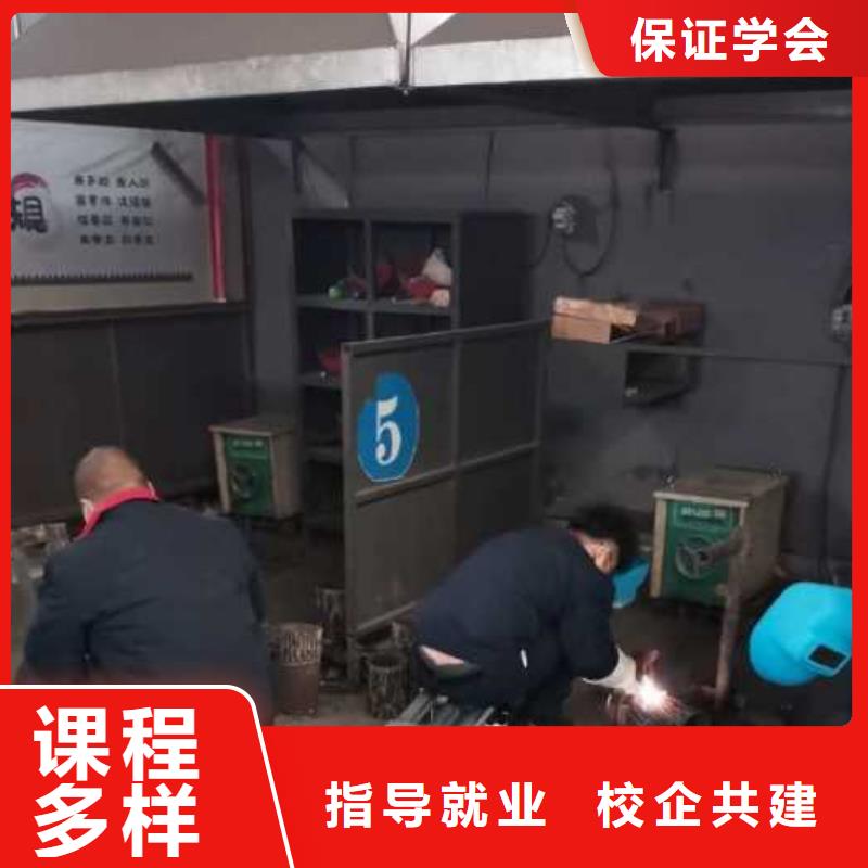 数控车床培训学校视频-龙州|大新|河池|桂林|百色|钦州|北海数控车床培训学校老师专业-虎振技校(崇左市分公司)
