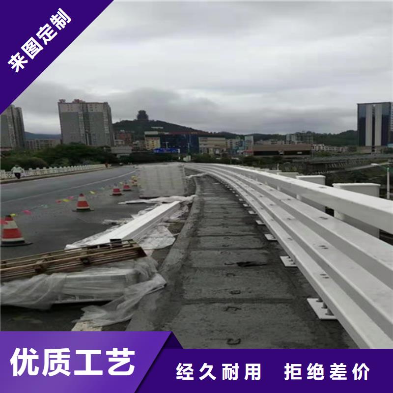 护栏立柱工艺层层把关