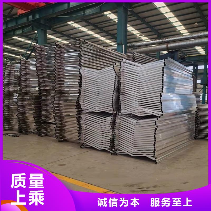 不锈钢防撞护栏诚信立足