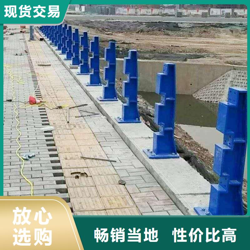 护栏灯光防撞护栏出厂严格质检