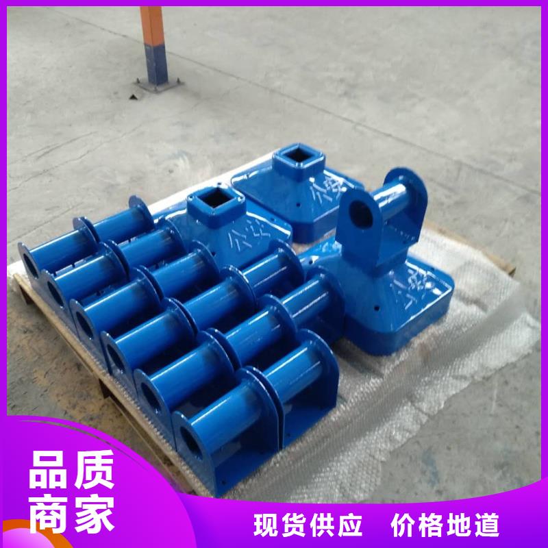 护栏2防撞护栏生产厂家做工精细