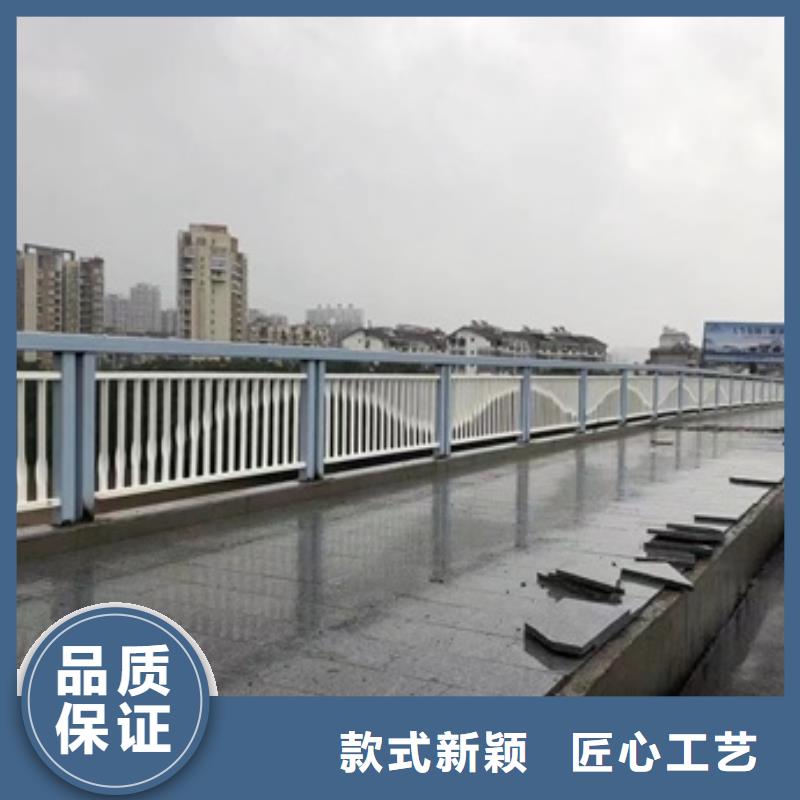 护栏灯光防撞护栏实体厂家大量现货