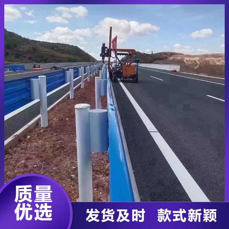 护栏波形护栏立柱厂家自营