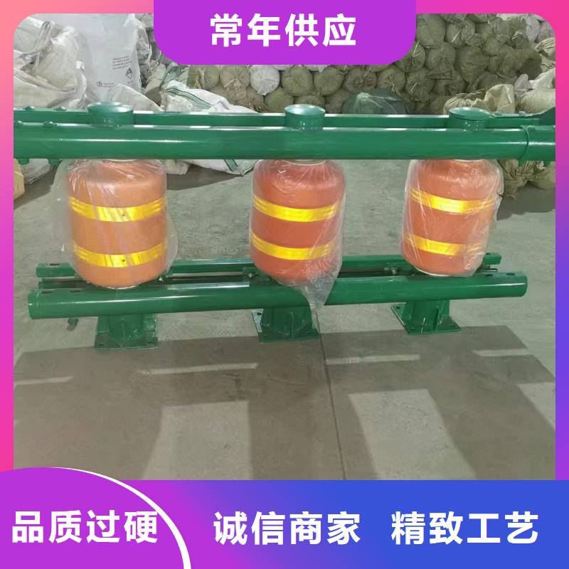 护栏 高速护栏板厂家可定制有保障