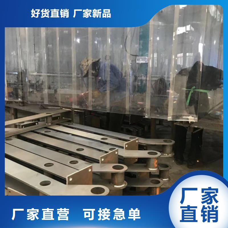 护栏 高速护栏板厂家可定制有保障