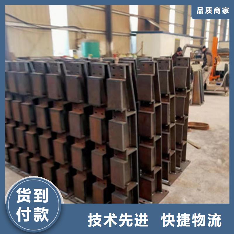 护栏标志牌标志杆厂家货源稳定